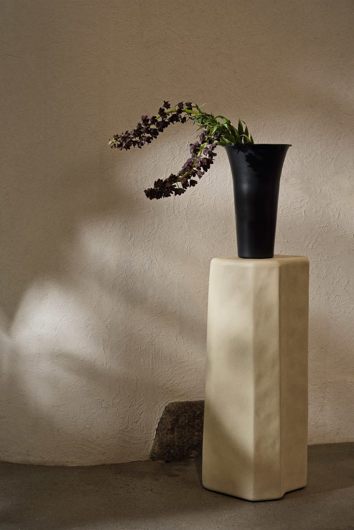 Staffa pidestall, Ivory Ferm Living