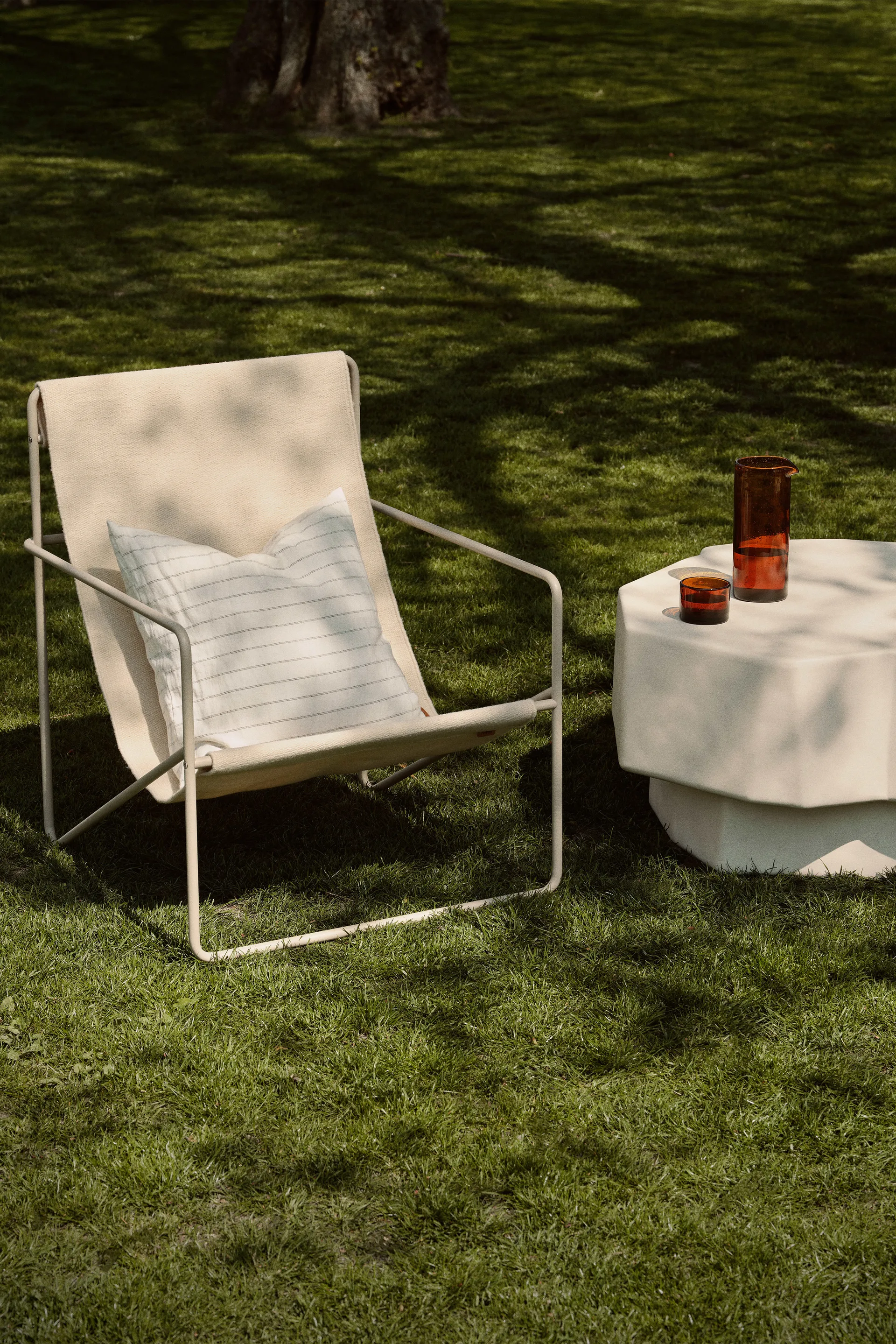 Staffa sofabord 83,7 x 75,8 cm, Ivory Ferm Living