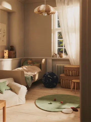 Stille tuftet Apple - Tea Green, 110x110 cm - Ferm Living