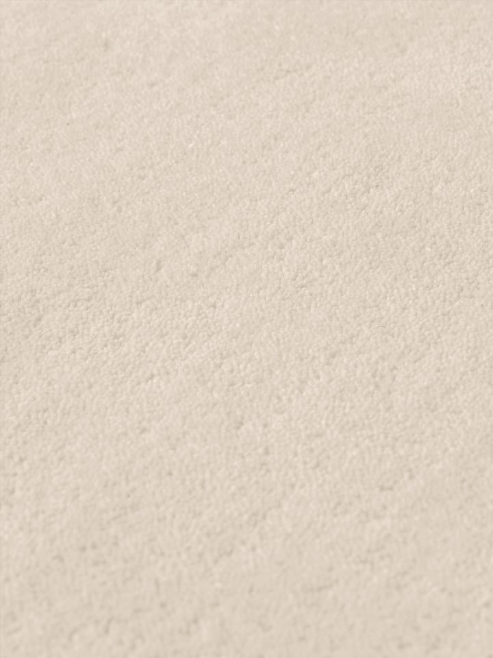 Stille tuftet teppe - Off-white, 140x200 cm - ferm LIVING