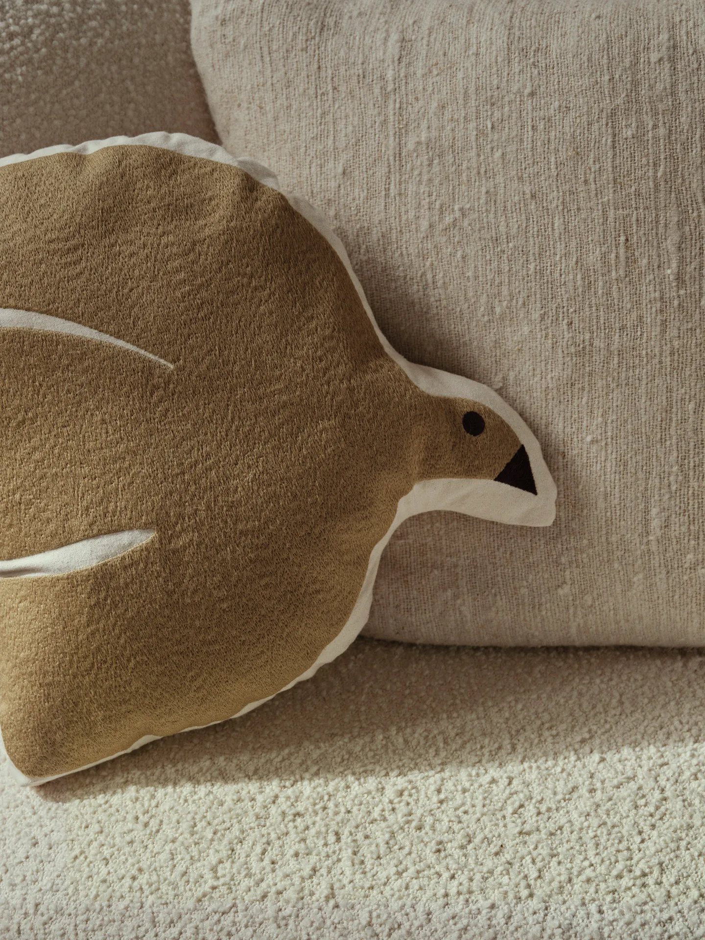 Swif bird pute 40x40 cm, Silver Fern Ferm Living