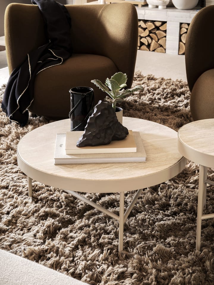 Travertine salongbord Ø 70,5 cm, Cashmere Ferm Living