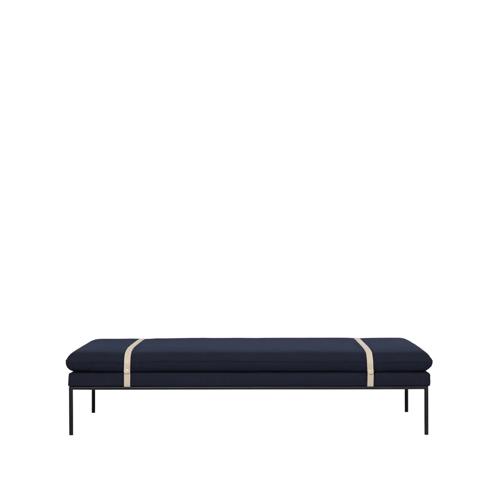 Turn dagseng, Tekstil fiord by kvadrat dark blue, sort stativ Ferm Living
