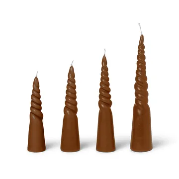 Twisted candles vridde lys 4-pakning - Amber - Ferm Living
