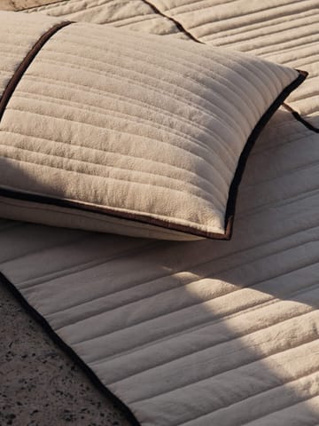 Vari quiltet pute 60x80 cm - Natural-dark chocolate - Ferm Living