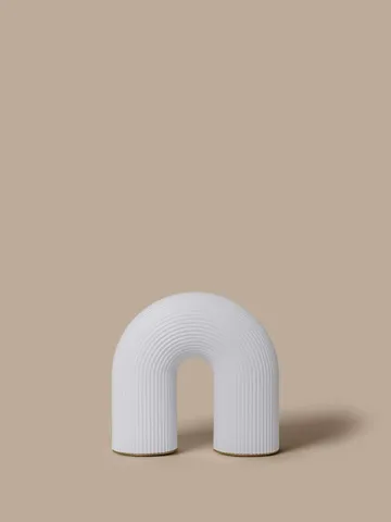 Vuelta outdoor portable bordlampe - White, 25 cm - Ferm Living