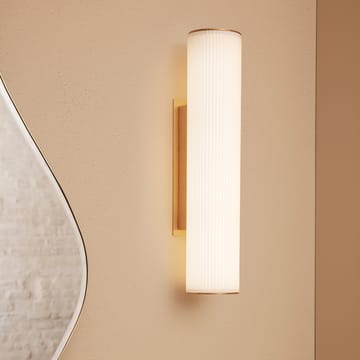 Vuelta vegglampe 40 cm - Hvit-messing - ferm LIVING