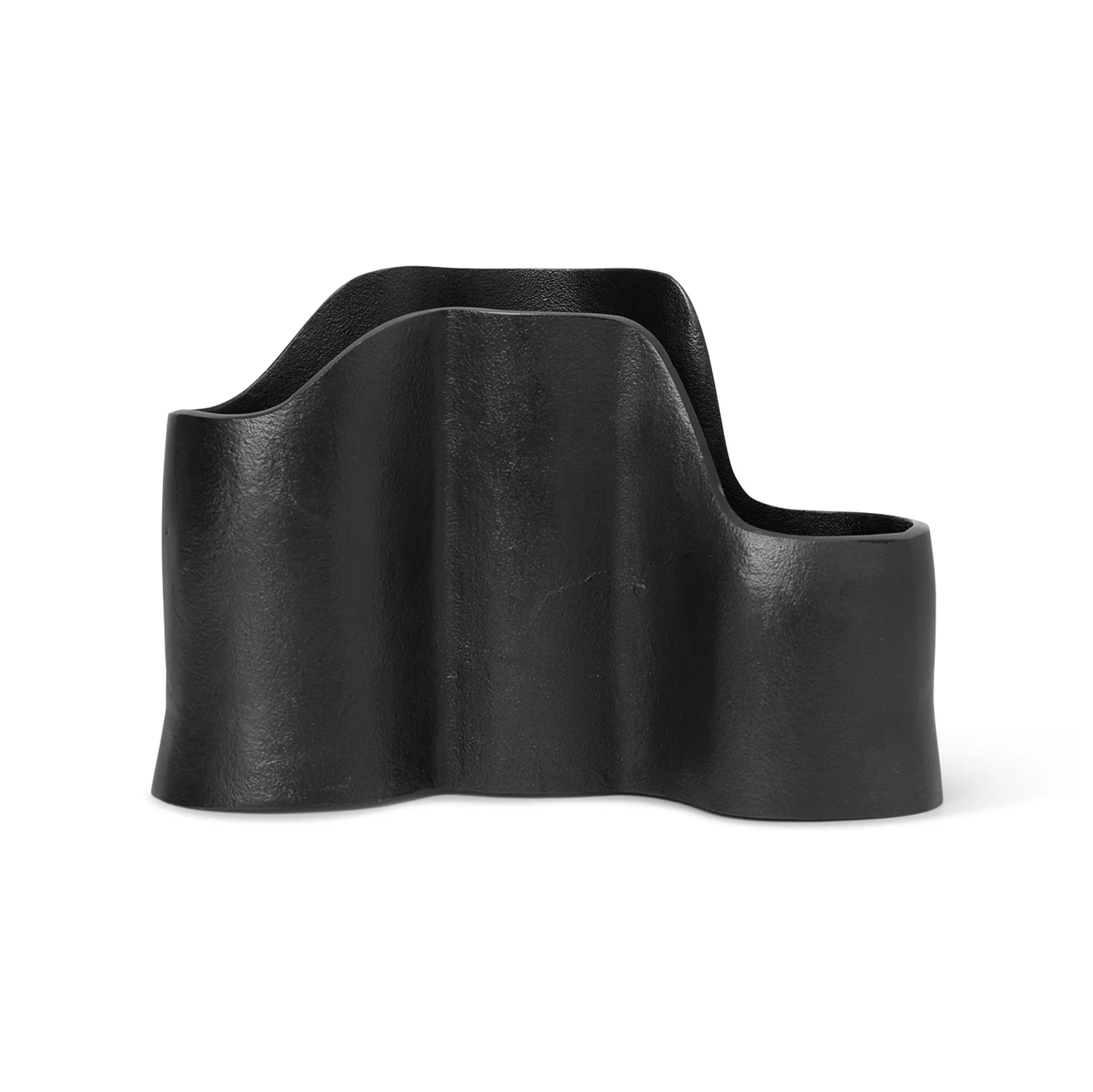 Yama pennholder, Svart aluminium Ferm Living