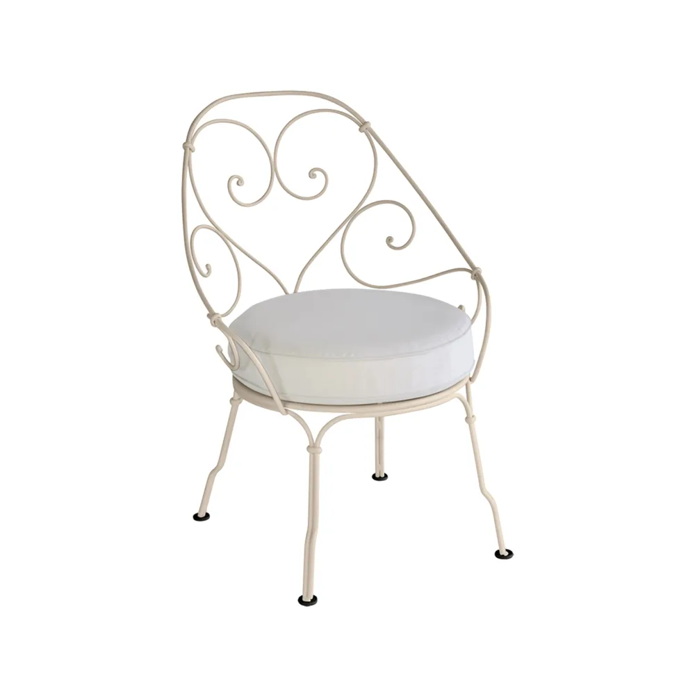 1900 Cabriolet stol med armlener, Nutmeg (beige), off-white pute Fermob