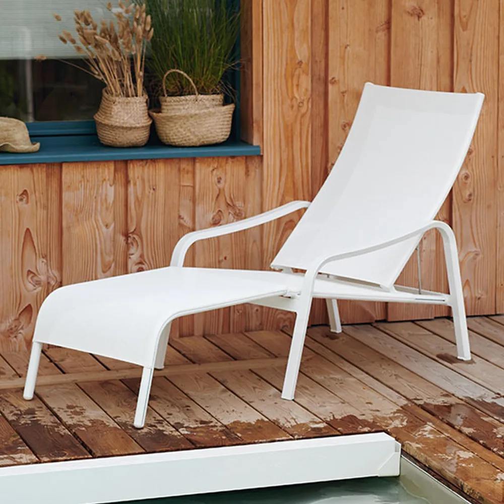 Alize fotskammel, Cotton white (hvit) Fermob