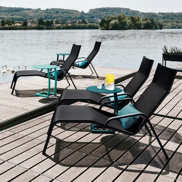 Alize Offset bord, lavt - Black cherry (vinrød) - Fermob