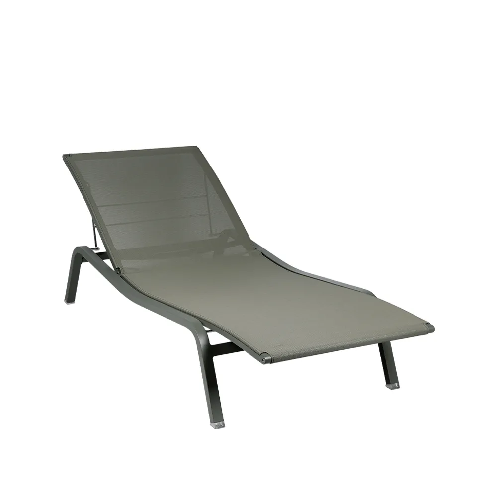 Alize solseng, Rosemary Fermob