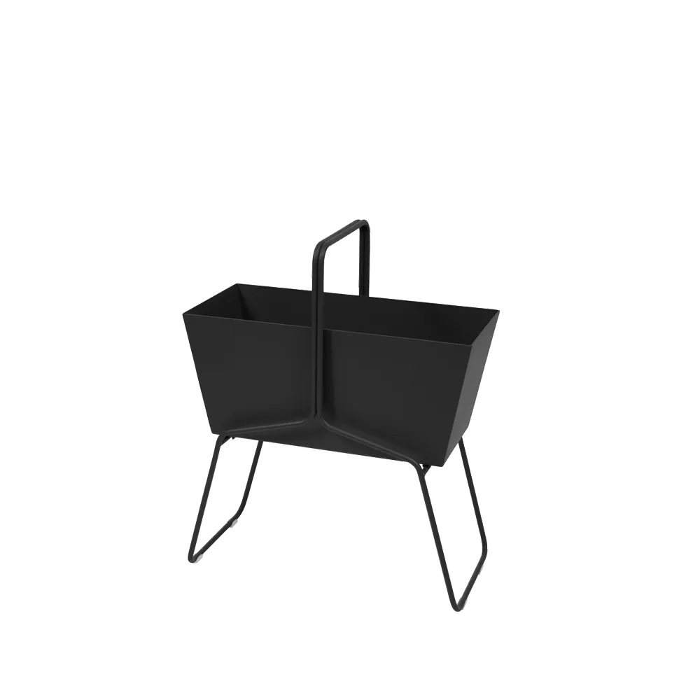 Basket high plantekasse, Liquorice (svart) Fermob