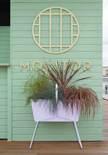 Basket high plantekasse - Marshmallow - Fermob