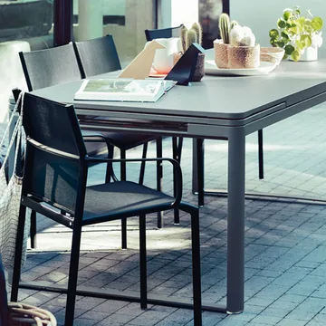 Cadiz stol med armlener - Clay grey - Fermob