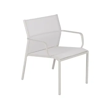 Cadiz stol med armlener, lav - Clay grey (grå) - Fermob