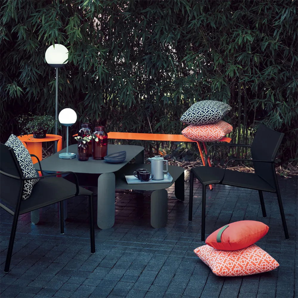 Cadiz stol med armlener, lav, Clay grey Fermob