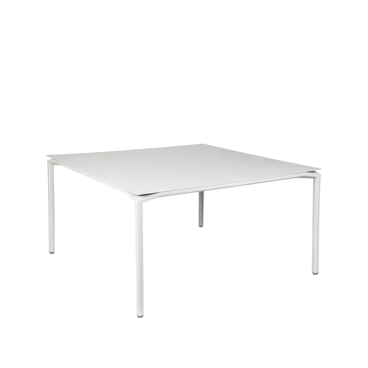 Calvi bord, kvadratisk 140x140 cm - Cotton white (hvit) - Fermob