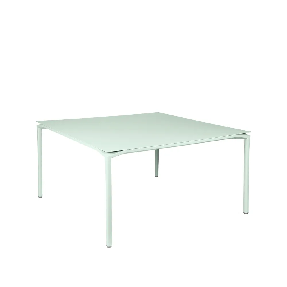 Calvi bord, kvadratisk 140x140 cm, Ice mint (grønn) Fermob
