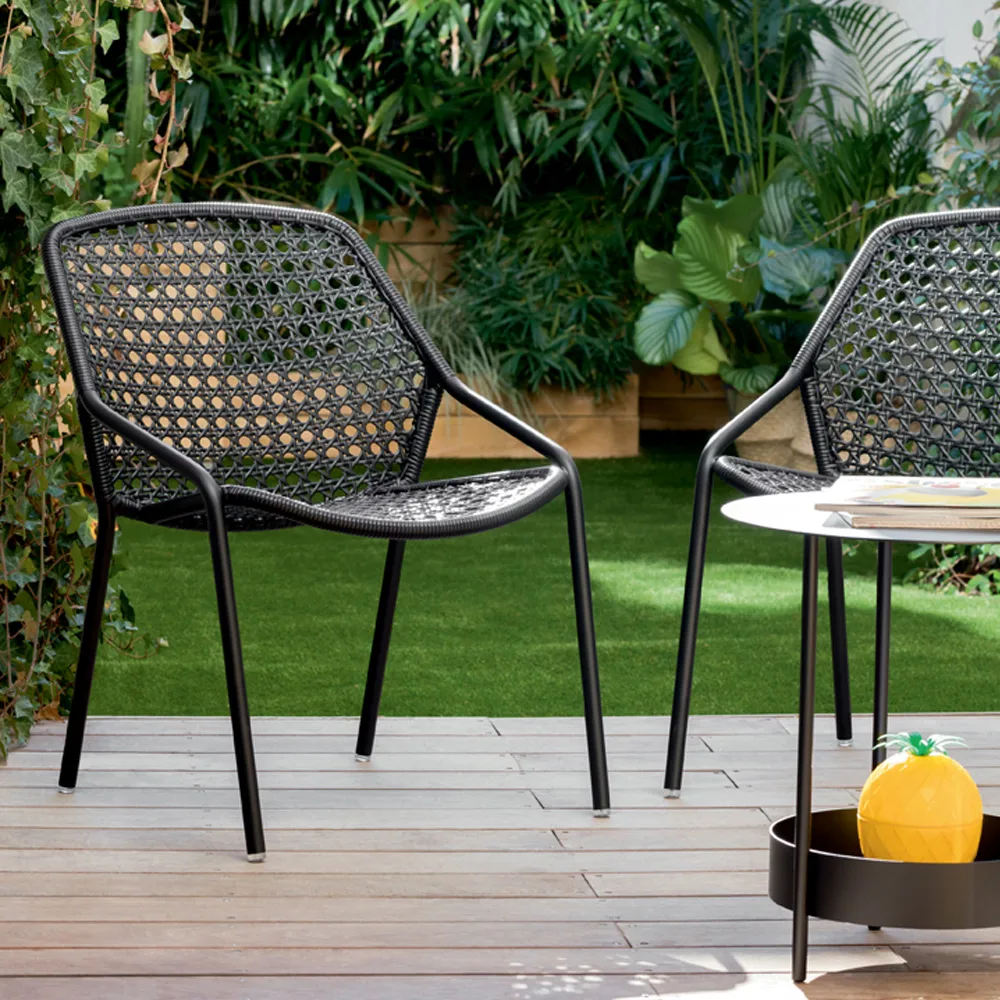 Croisette stol med armlener, Liquorice Fermob