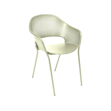 Kate stol med armlener - Willow green (grønn) - Fermob