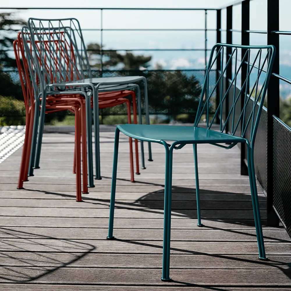 Kintbury stol, Black cherry Fermob