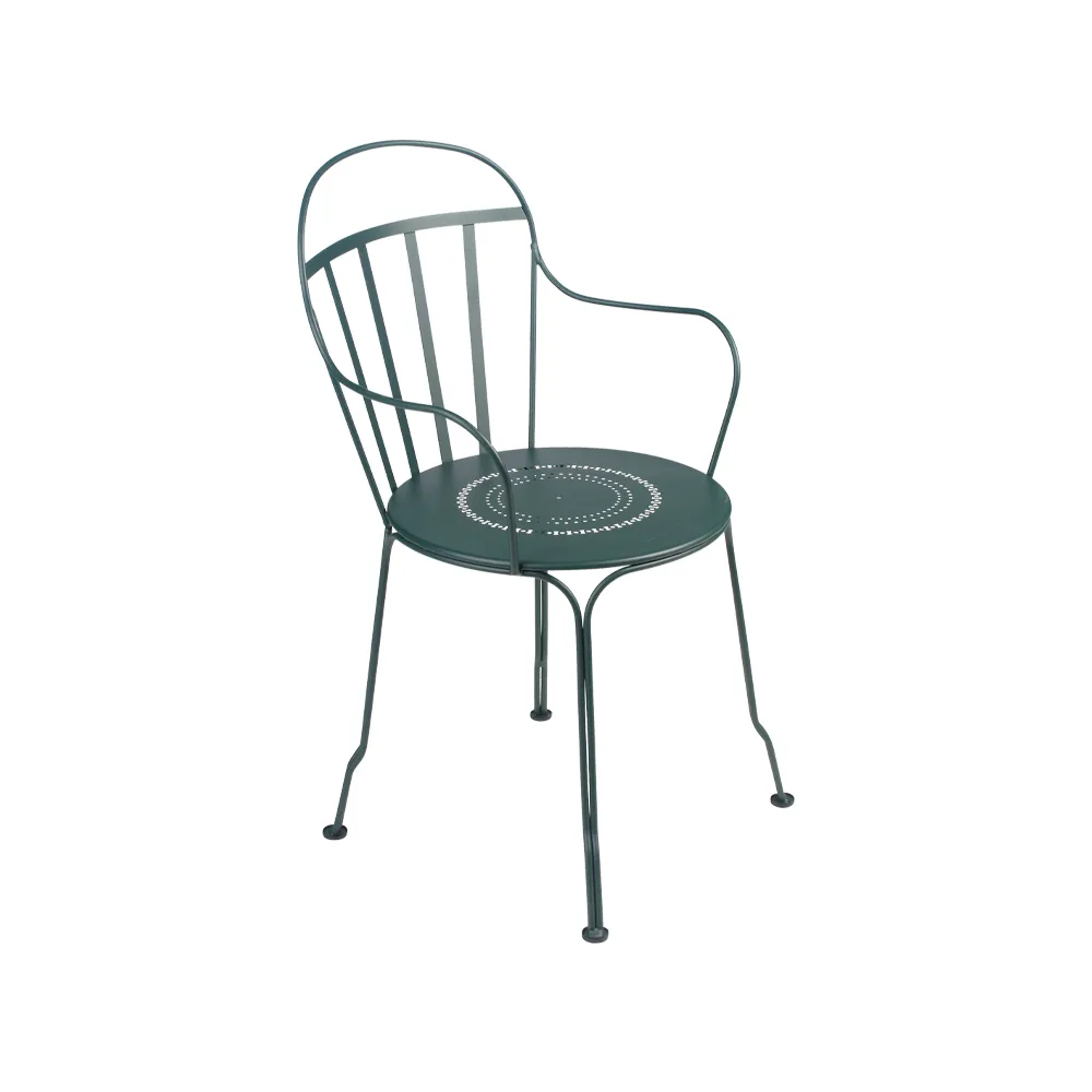 Louvre stol med armlener, Cedar green Fermob