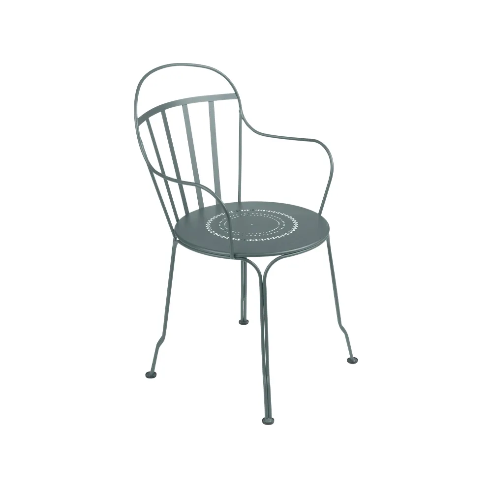 Louvre stol med armlener, Storm grey Fermob