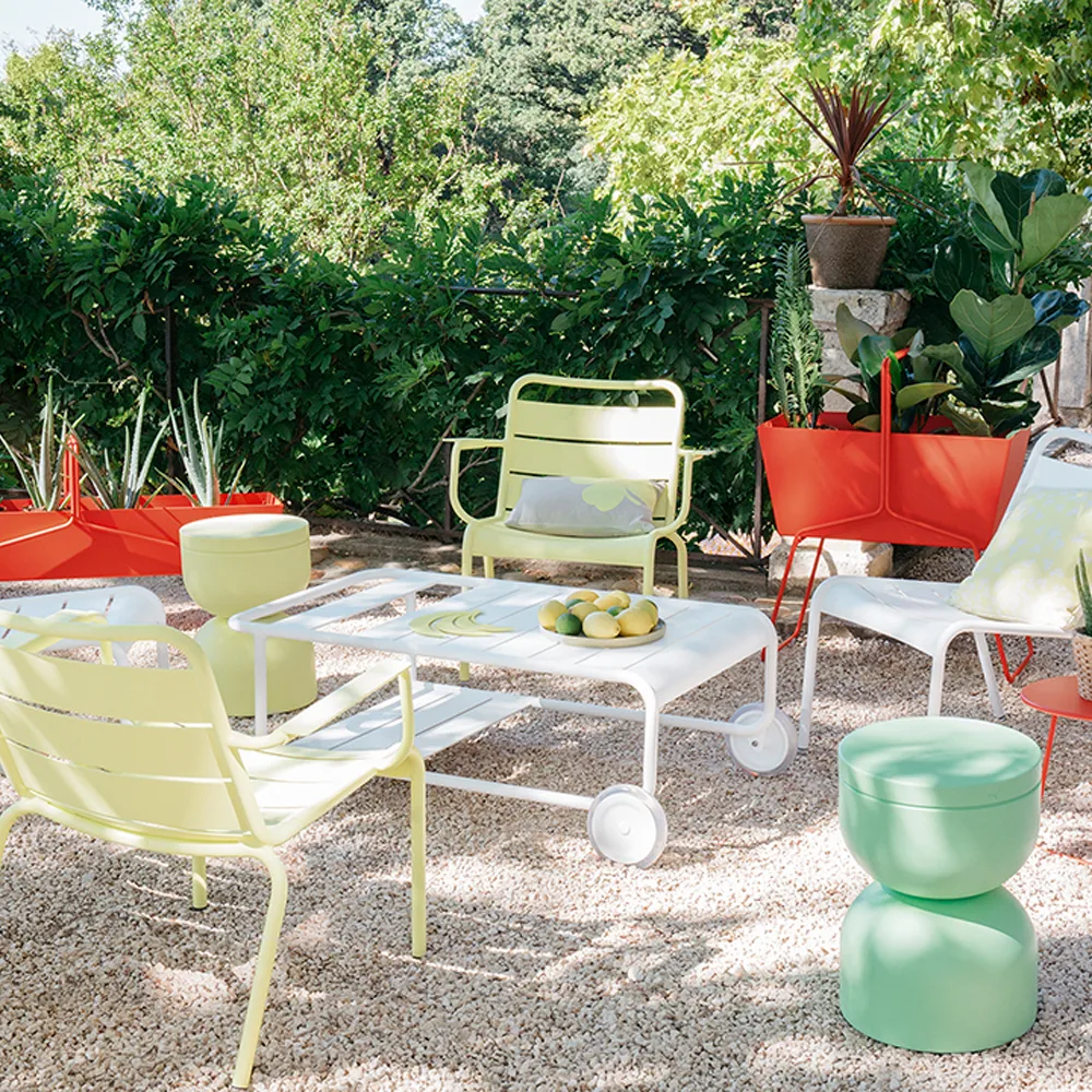 Luxembourg bord, lavt, Willow green, med hjul Fermob