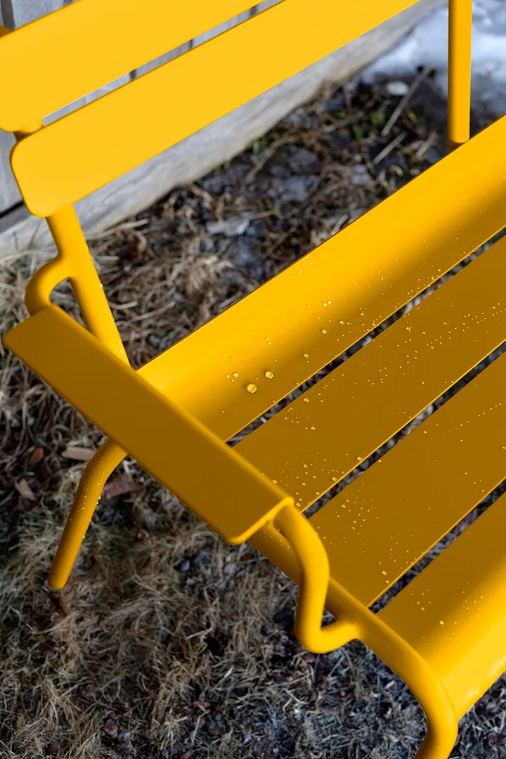 Luxembourg sofa med armlener 131x55,5x86 cm, Rosemary Fermob