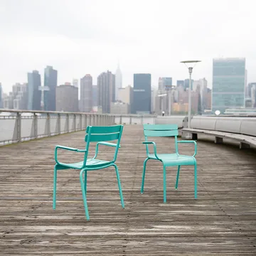 Luxembourg stol med armlener - Honey - Fermob