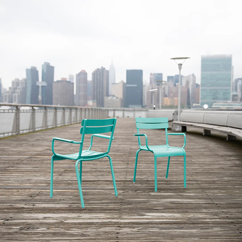 Luxembourg stol med armlener, Willow green Fermob