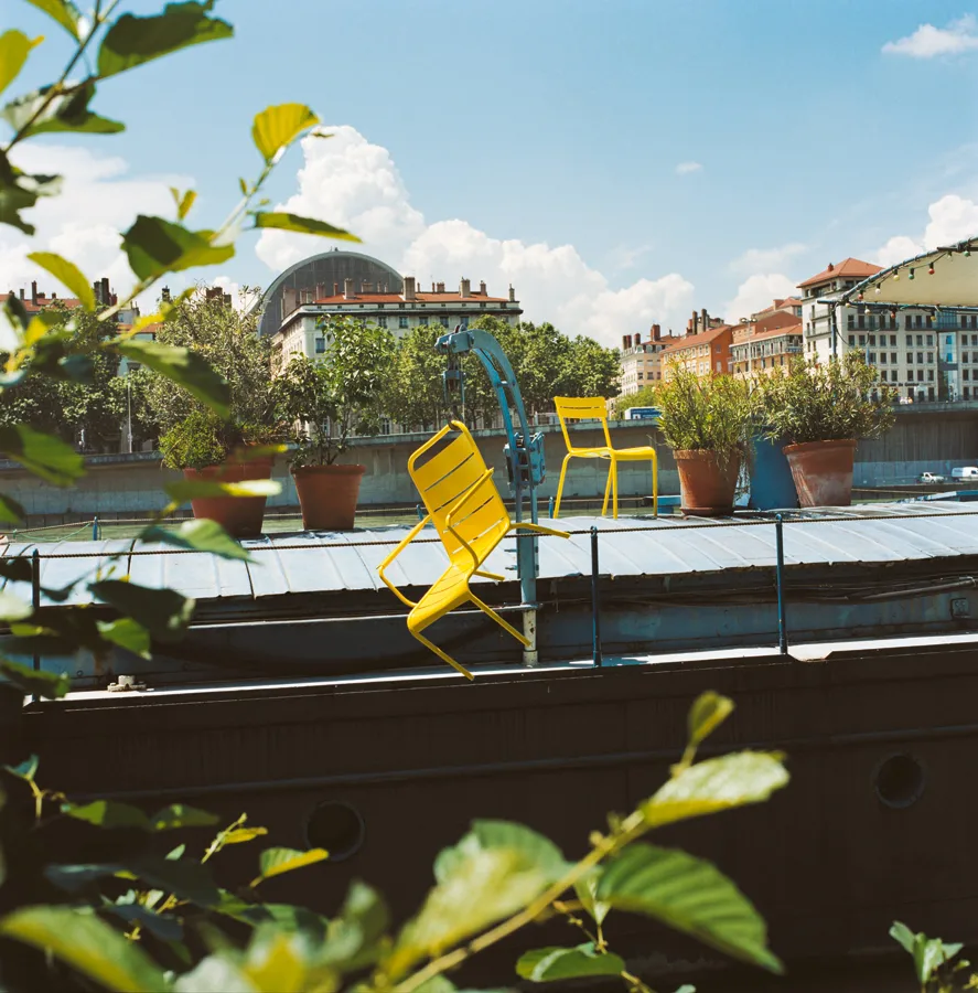 Luxembourg stol med armlener,lav, Cotton white Fermob