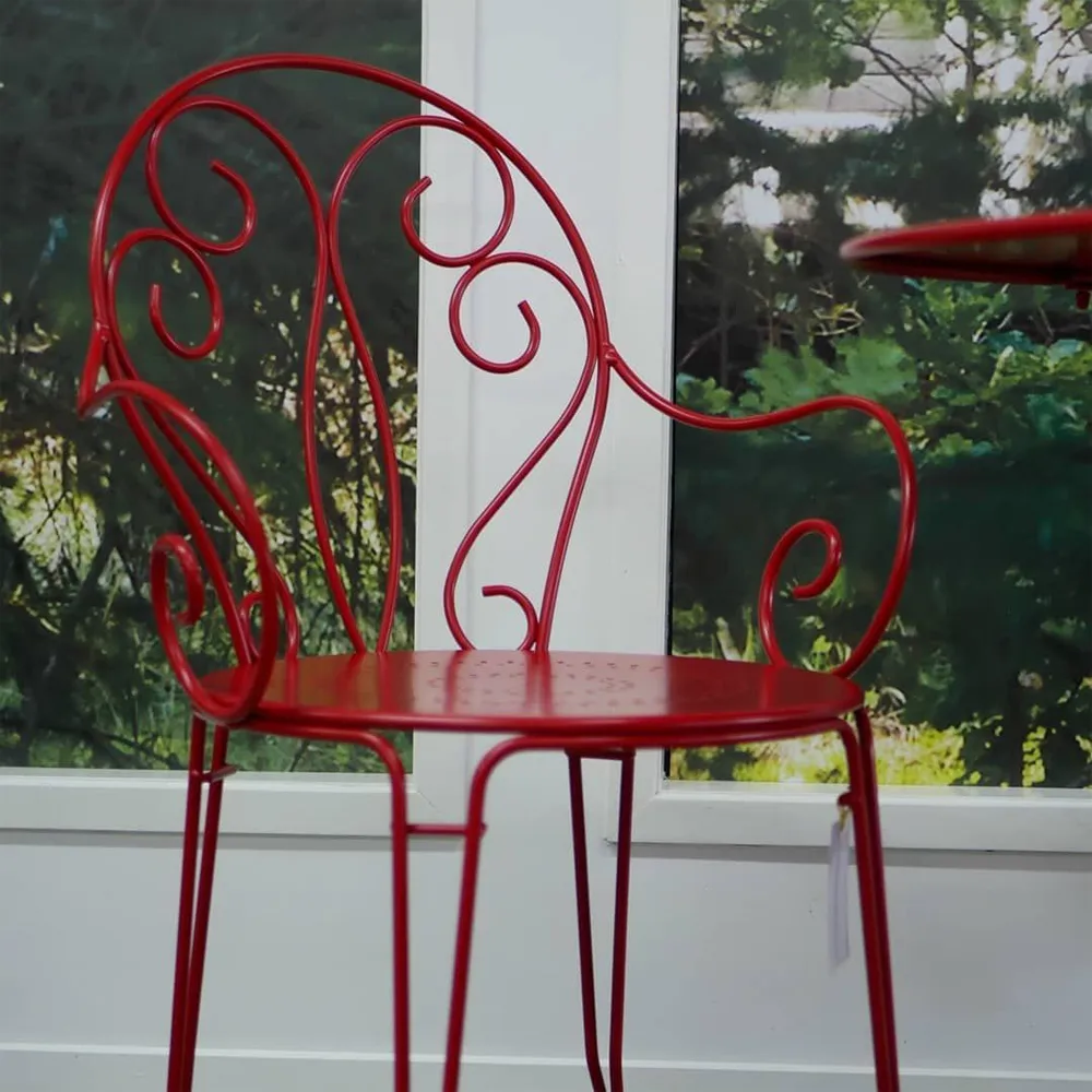 Montmartre stol med armlener, Chili Fermob