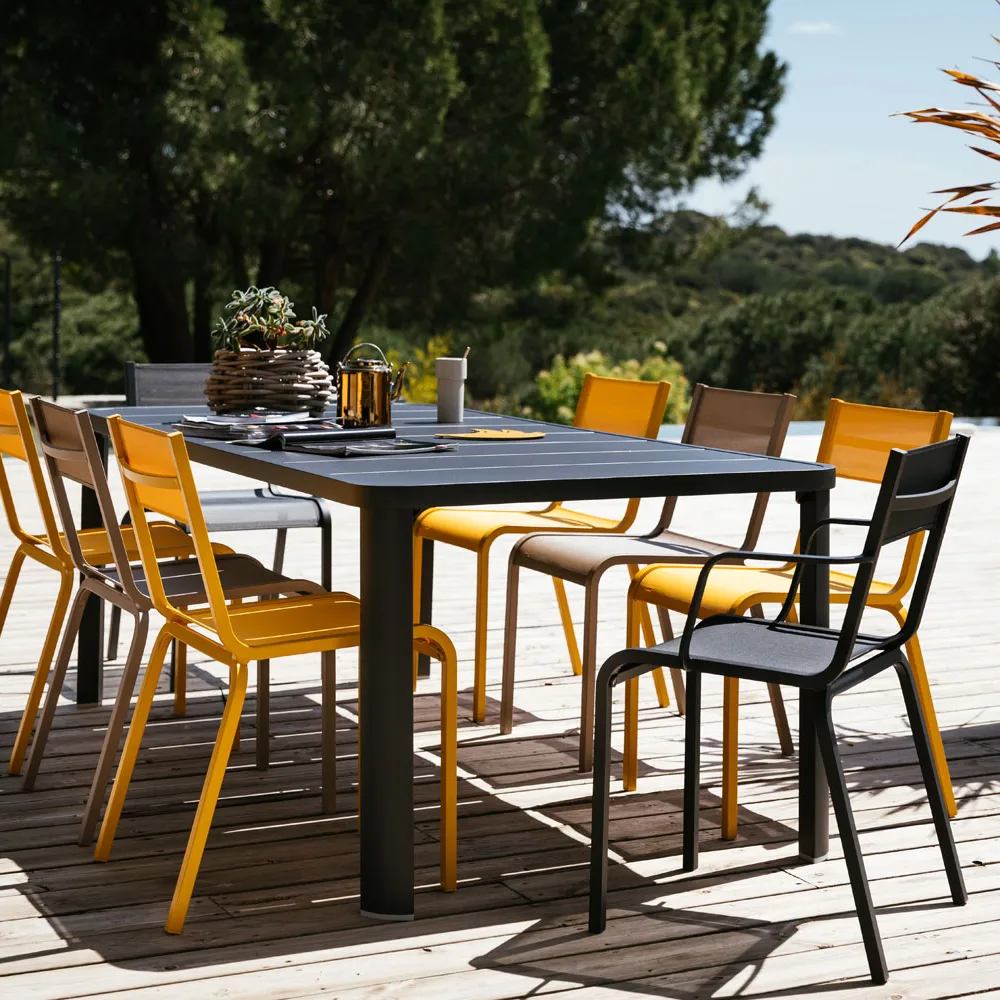 Oleron stol med armlener, Chili Fermob