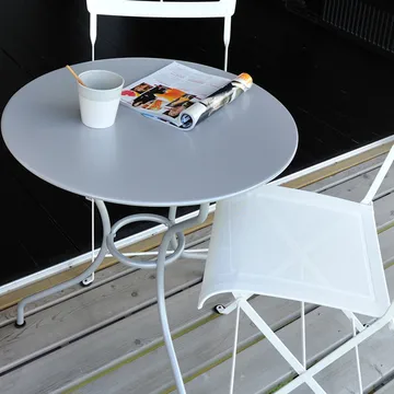 Opera+ bord Ø67 cm - Nutmeg - Fermob