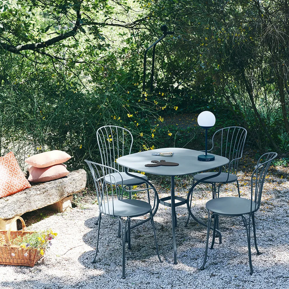 Opera+ Carronde bord, Clay grey Fermob