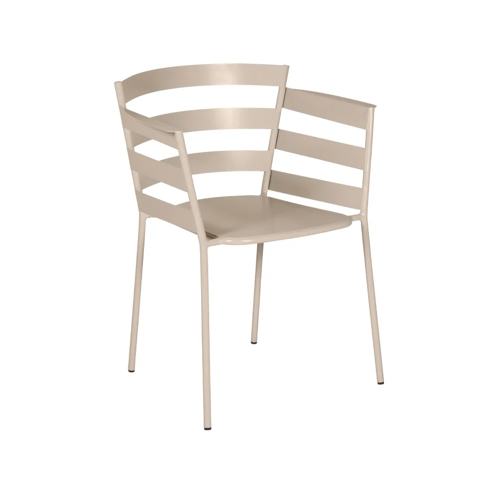 Rythmic stol med armlener, Nutmeg Fermob