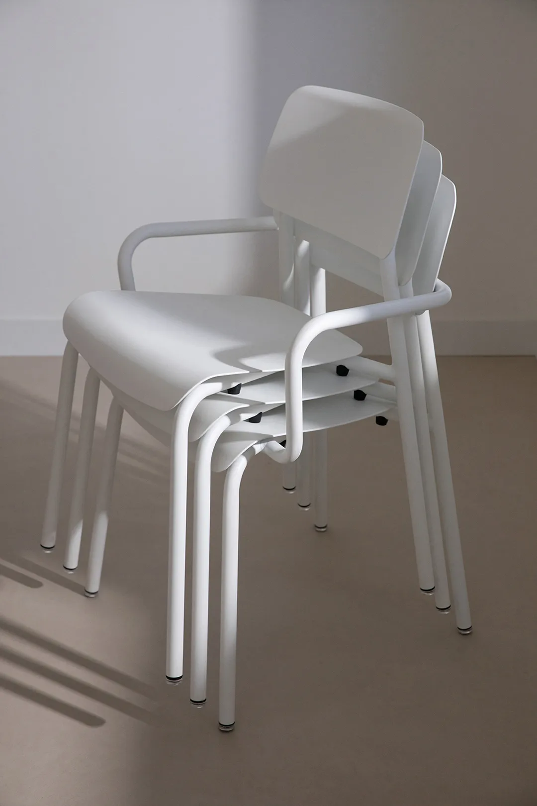 Studie stol, Clay grey (grå) Fermob