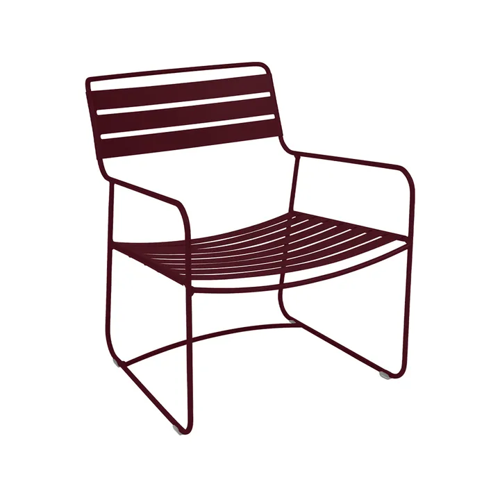 Surprising stol med armlener, lav - Black cherry - Fermob