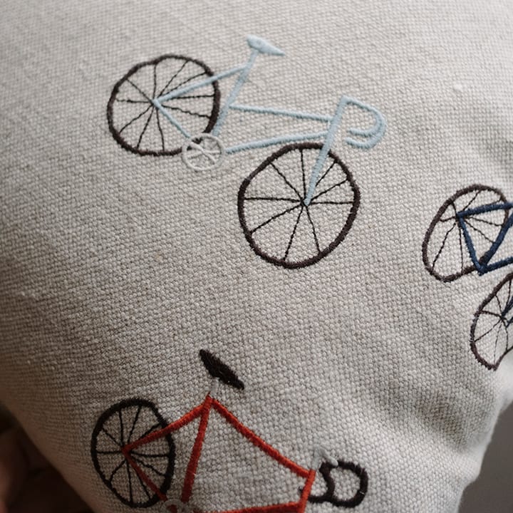 Bicycles putetrekk 48x48 cm, Beige Fine Little Day