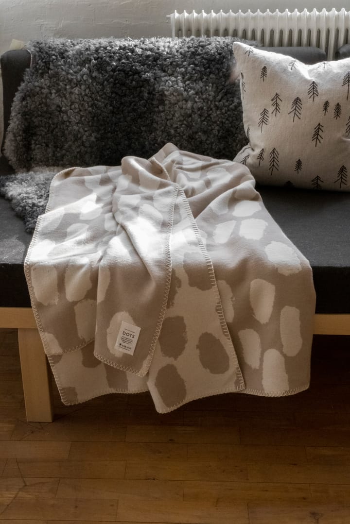 Dots pledd 140 x 180 cm - Beige - Fine Little Day