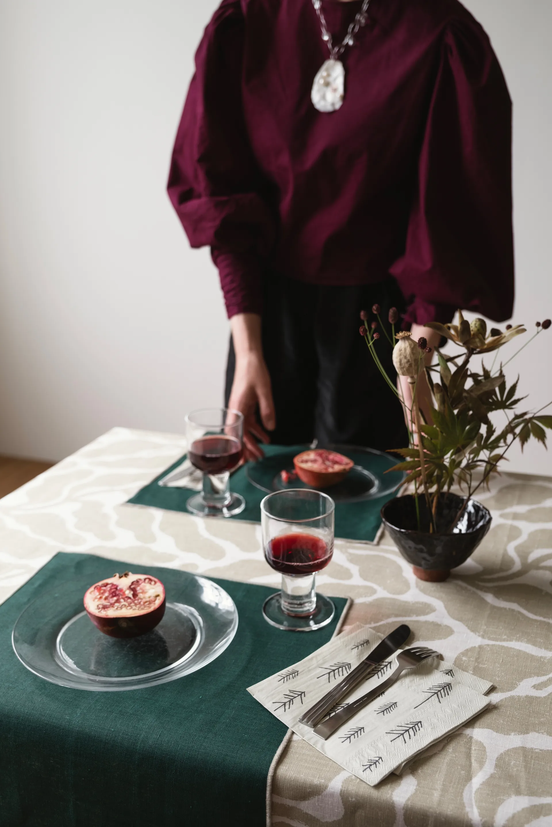 Leaves bordduk 149x250 cm, Sand Fine Little Day