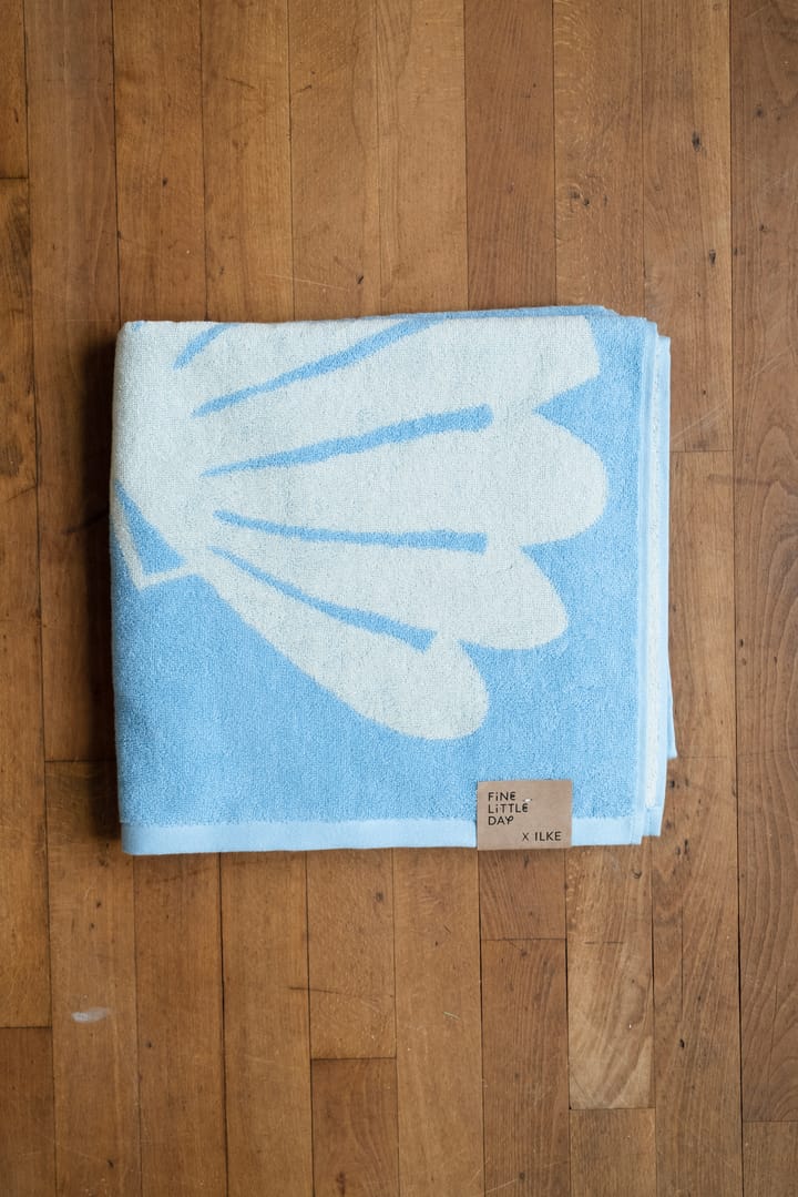 Skjell badehåndkle 70 x 140 cm - Blå - Fine Little Day