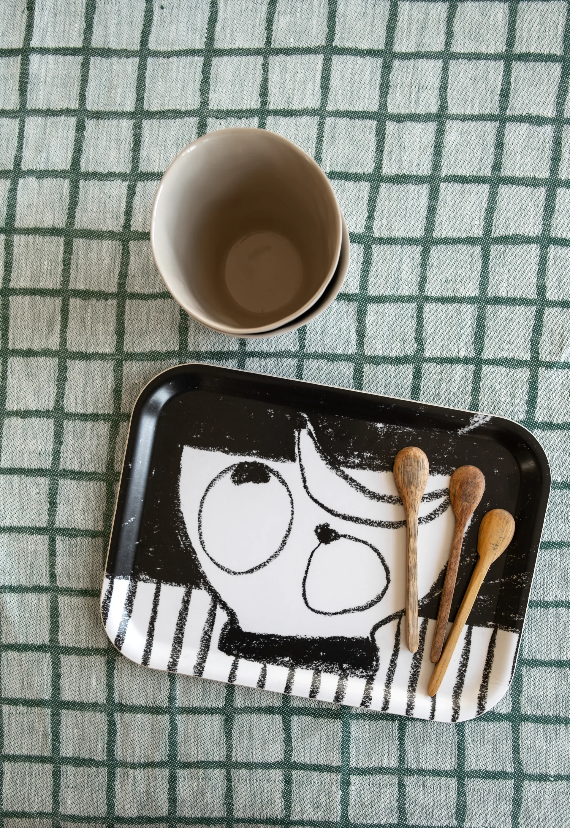 Stilleben brett 20 x 27 cm, Svart-hvit Fine Little Day