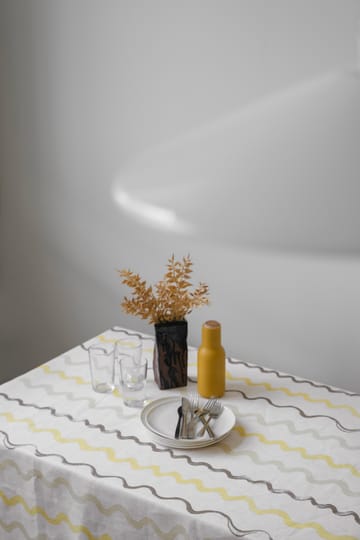 Stripete bordduk 149 x 250 cm - White-yellow - Fine Little Day