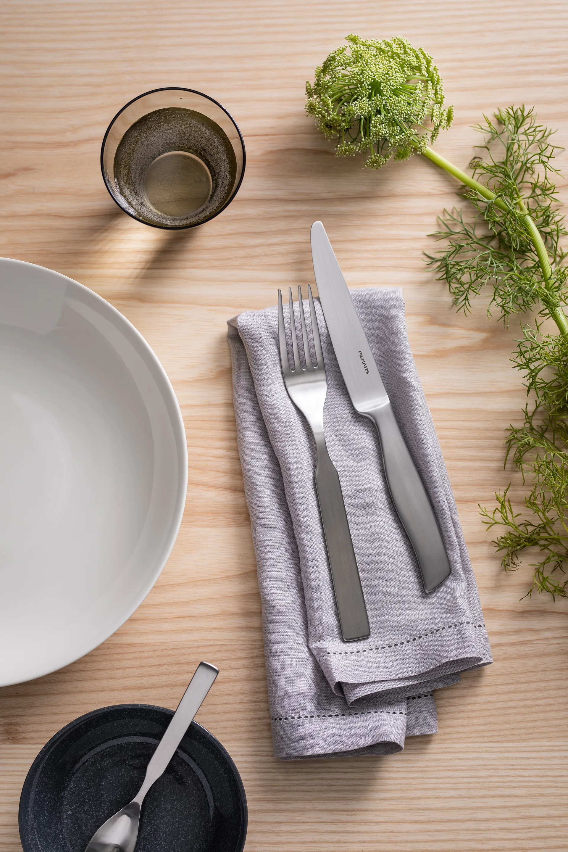 All Steel bestikksett, 16 pezzi Fiskars