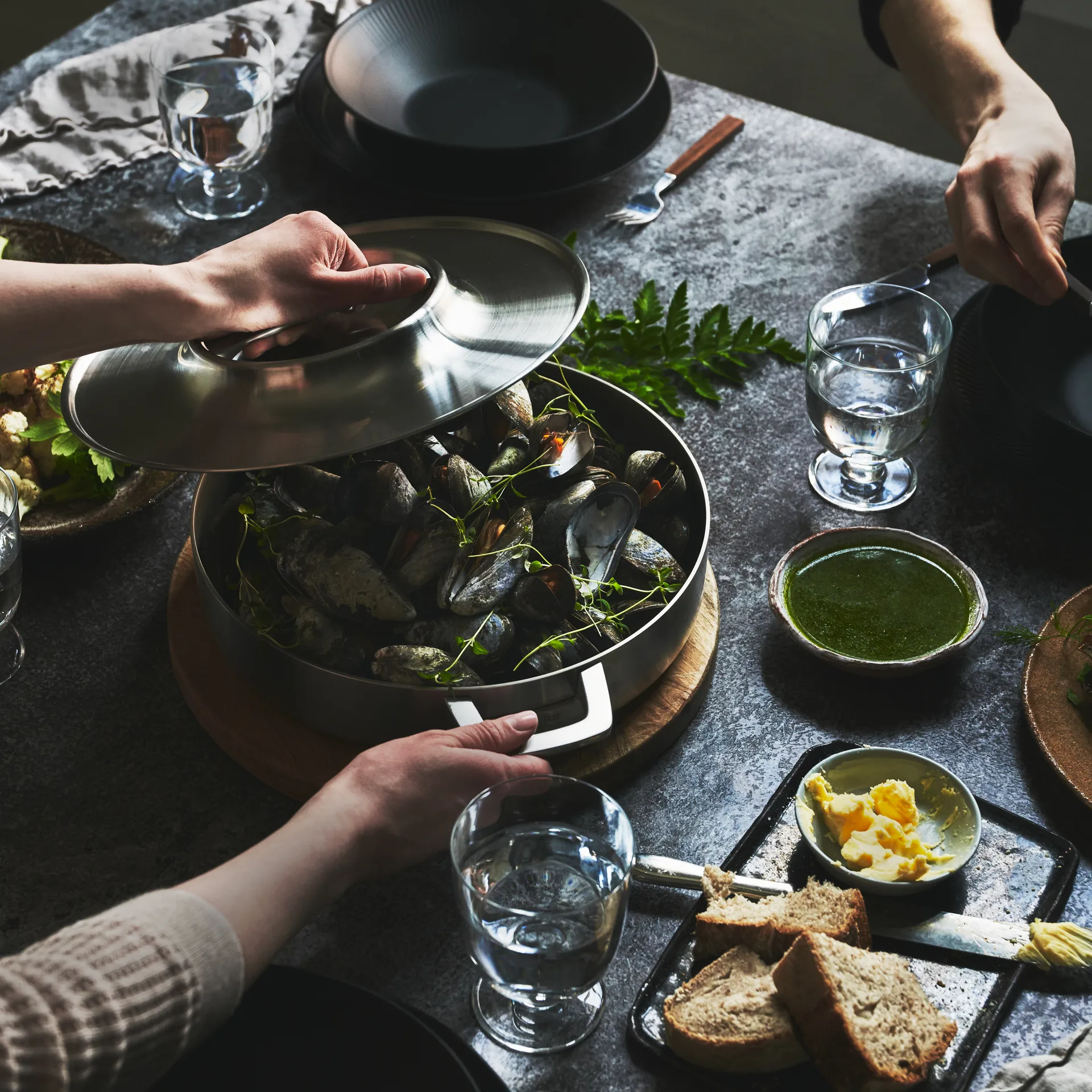 Norden ildfat form rustfritt stål, 28 cm Fiskars