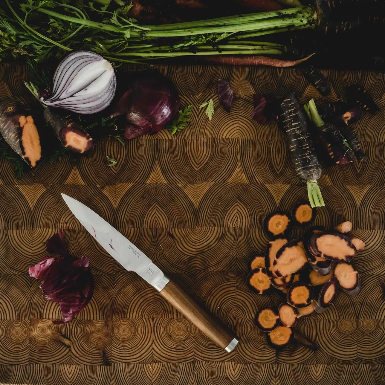 Norden kokkekniv + grønnsakskniv knivsett 2 deler, Rustfritt stål-bjørk Fiskars