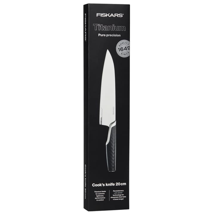 Titanium kokkekniv 20 cm, Svart Fiskars